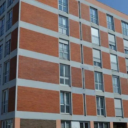 Apartment Pres Du Bouchon De Champagne *